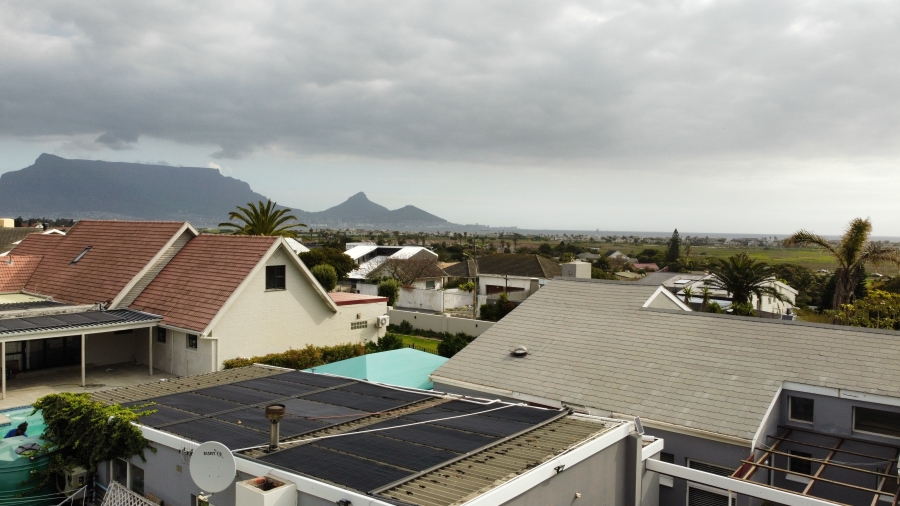 5 Bedroom Property for Sale in Milnerton Central Western Cape